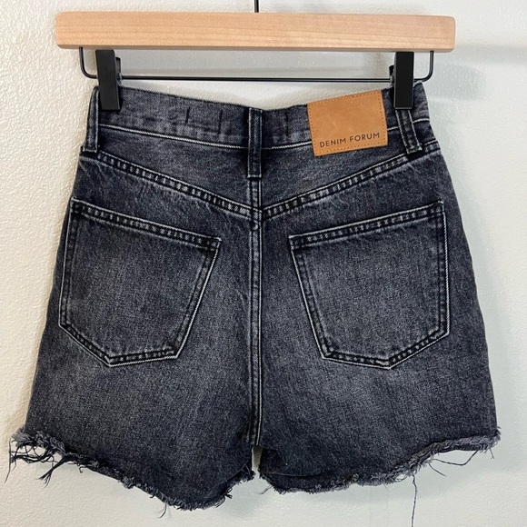 Denim Forum The Yoko Mid Thigh Short Size 24 - Picture 5 of 6